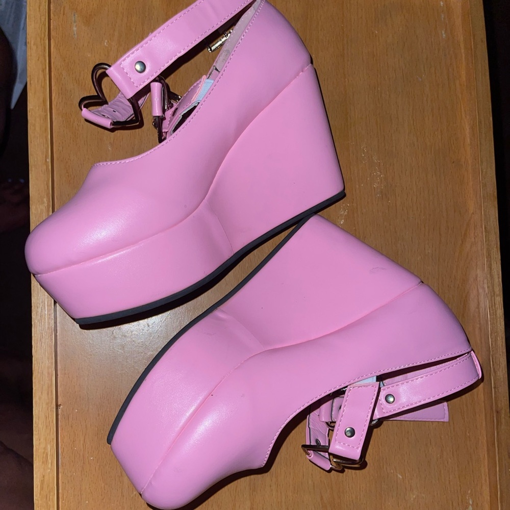 Brand New Pink MMF wedges. Women’s US size 8.5.